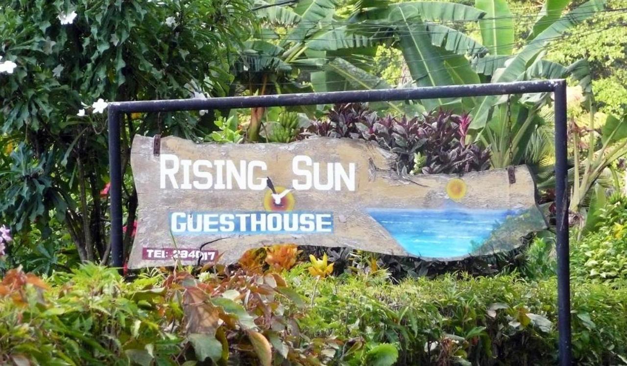 Rising Sun Guesthouse Ла-Диг Экстерьер фото