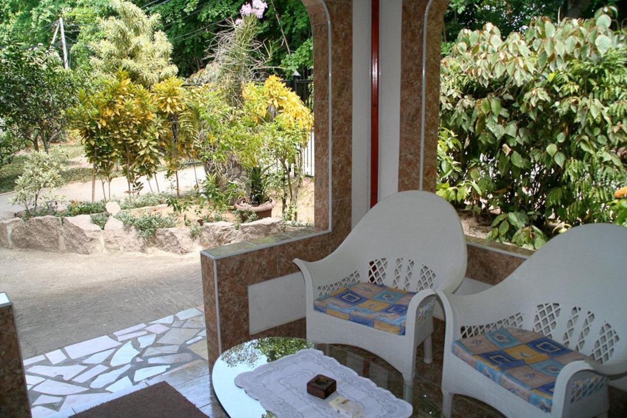 Rising Sun Guesthouse Ла-Диг Экстерьер фото